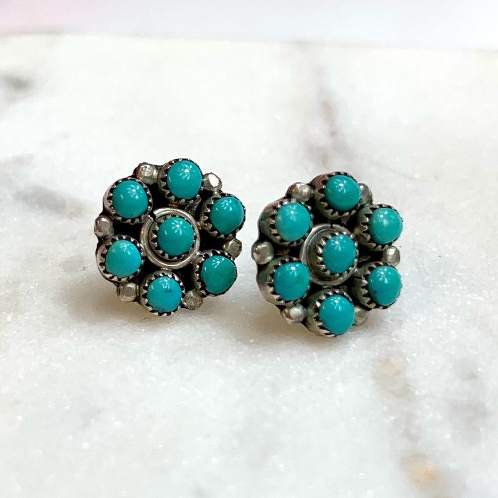 Turquoise Floral Silver Earrings - Picture 5 of 6